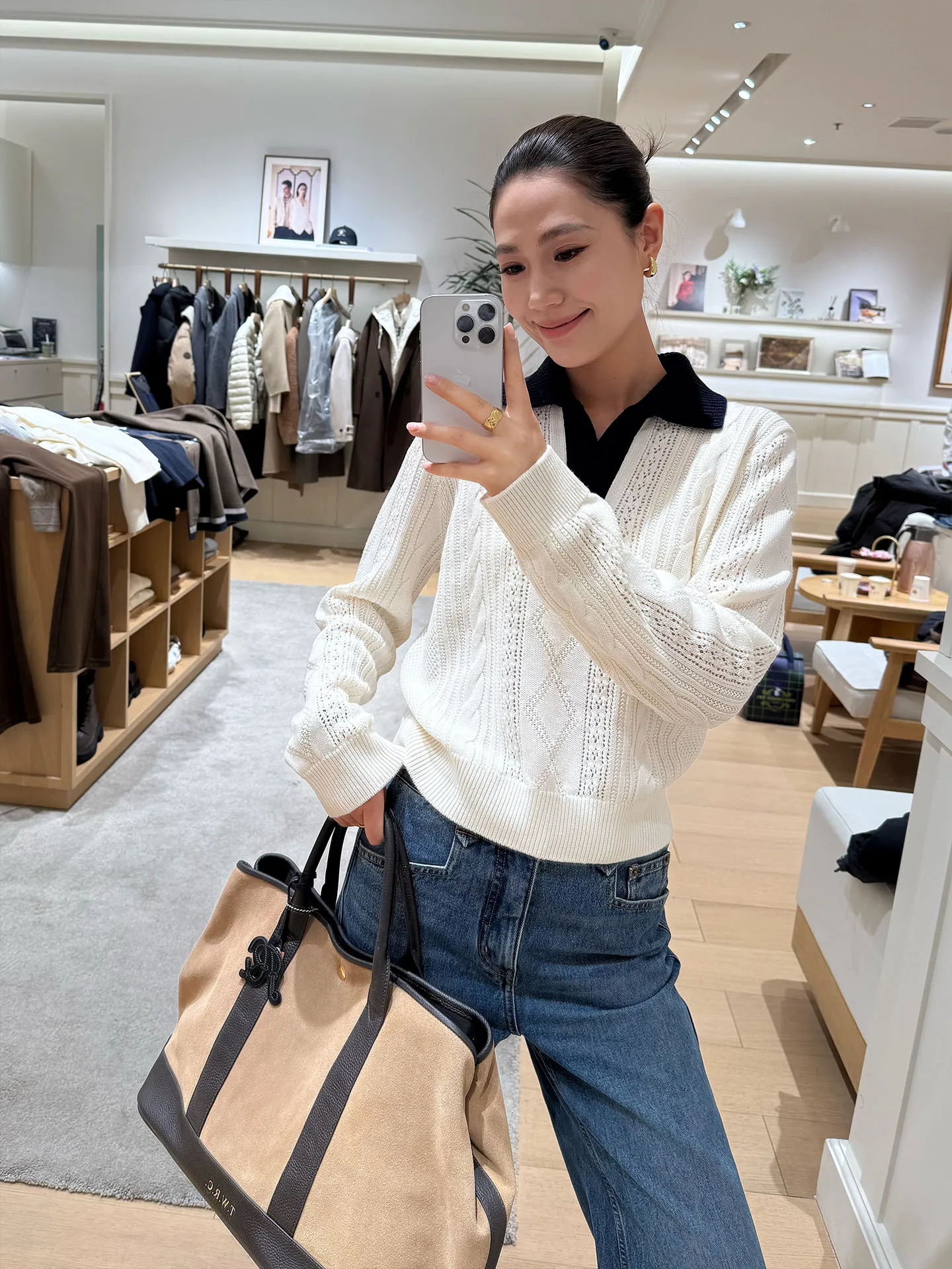 Белый вязаный свитер Ele для женщин, модный, весна 2026, уникальный дизайн, стройнящий силуэт, для повседневной носки, стандартный крой, трикотаж
Белый вязаный свитер Ele для женщин, модный, весна 2026, уникальный дизайн, стройнящий силуэт, для повседневной носки, стандартный крой, трикотаж