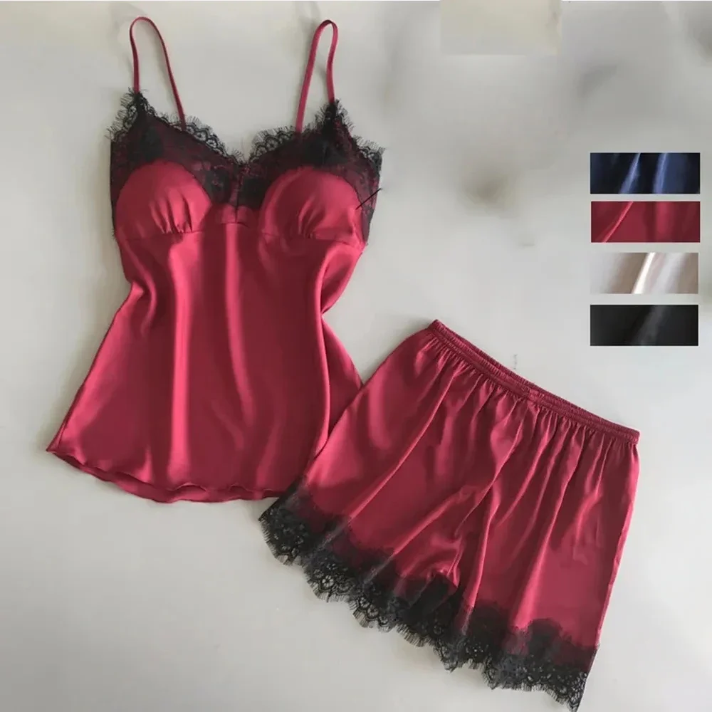 Женский сексуальный летний Пижамный костюм с V-образным вырезом и эластичным атласом, кружевное шелковое нижнее белье, пижамный комплект с шортами для сна
Женский сексуальный летний Пижамный костюм с V-образным вырезом и эластичным атласом, кружевное шелковое нижнее белье, пижамный комплект с шортами для сна