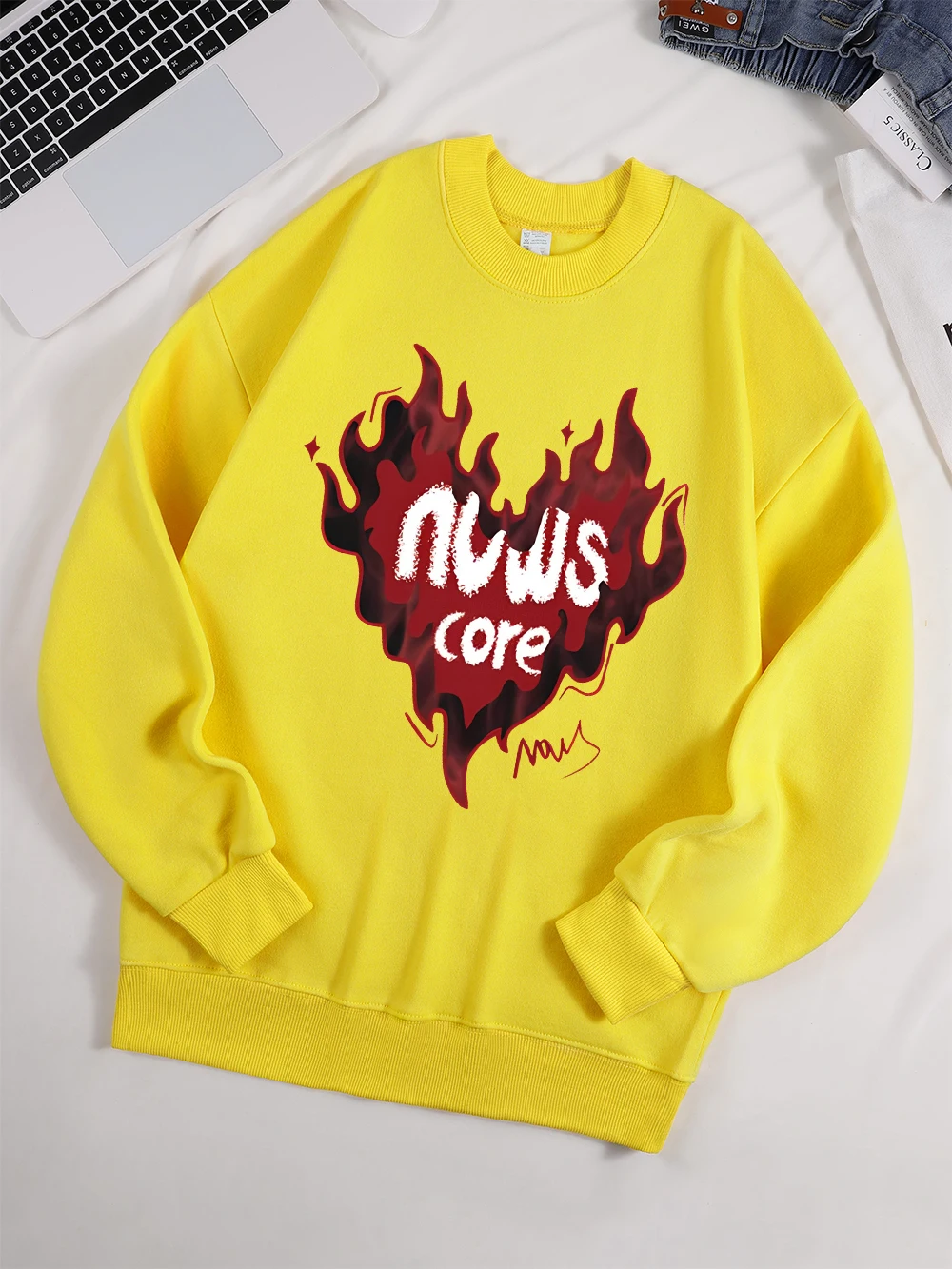Red Flames And White Letters Prints Sweatshirts Women Crewneck Basics Hoodies Loose Fleece Warm Tops Winter Comfortable Clothes
Red Flames And White Letters Prints Sweatshirts Women Crewneck Basics Hoodies Loose Fleece Warm Tops Winter Comfortable Clothes