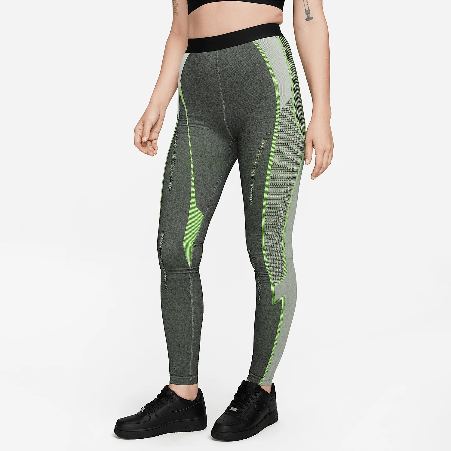Nike genuine Feng Chen Wang women's training knitted leggings DV4016-045
Nike genuine Feng Chen Wang women's training knitted leggings DV4016-045