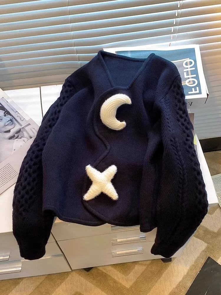 Korean Sle Heavy Du 3D Star Moon Knitted Open Cardigan Loose Lazy Sle Soft Cozy Sweater Jaet for Men And Women
Korean Sle Heavy Du 3D Star Moon Knitted Open Cardigan Loose Lazy Sle Soft Cozy Sweater Jaet for Men And Women