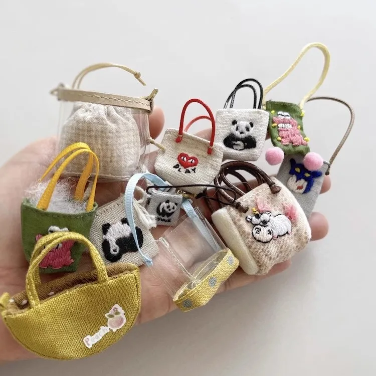 Коллекция 1/6 на заказ, аксессуары для BJD, Сумка кросс-боди ручной работы, сумка, модель ob11 ob24
Коллекция 1/6 на заказ, аксессуары для BJD, Сумка кросс-боди ручной работы, сумка, модель ob11 ob24