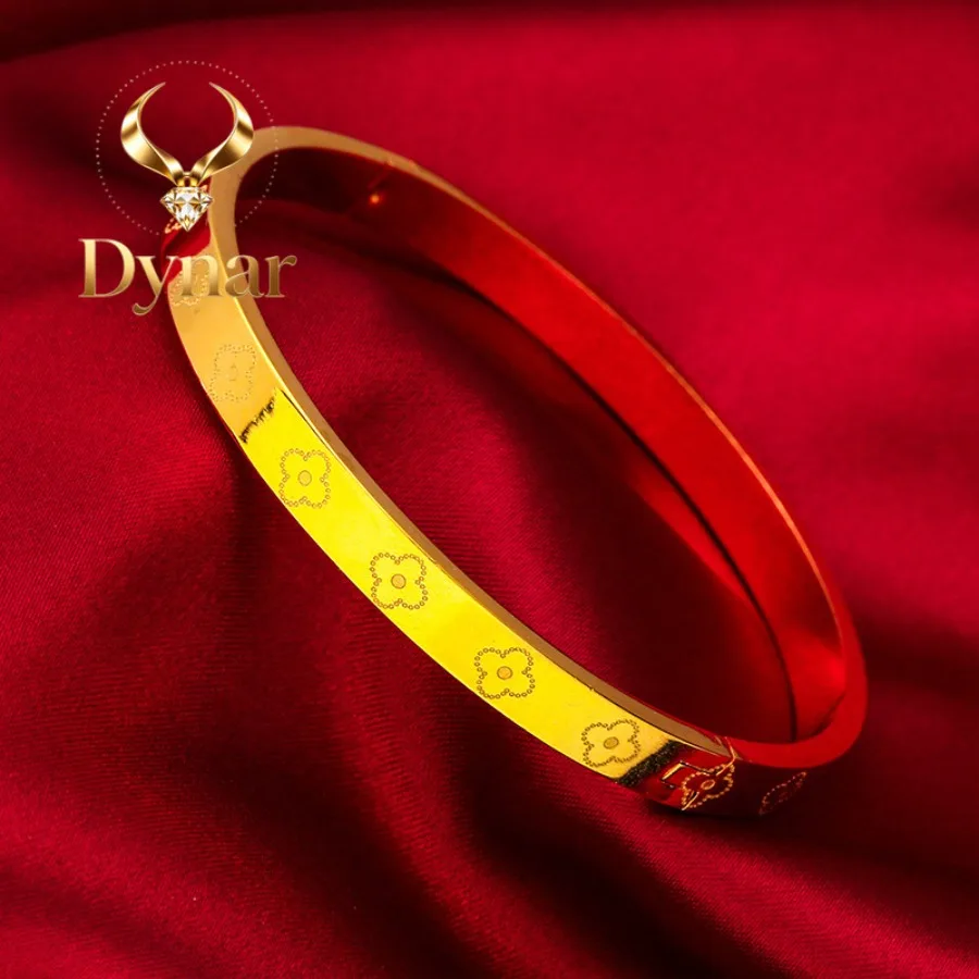 Dynar Jewelry 24K gold clasp bracelet AU999 full gold, simple shiny bracelet body, everyday wear shows elegance and intellig
Dynar Jewelry 24K gold clasp bracelet AU999 full gold, simple shiny bracelet body, everyday wear shows elegance and intellig