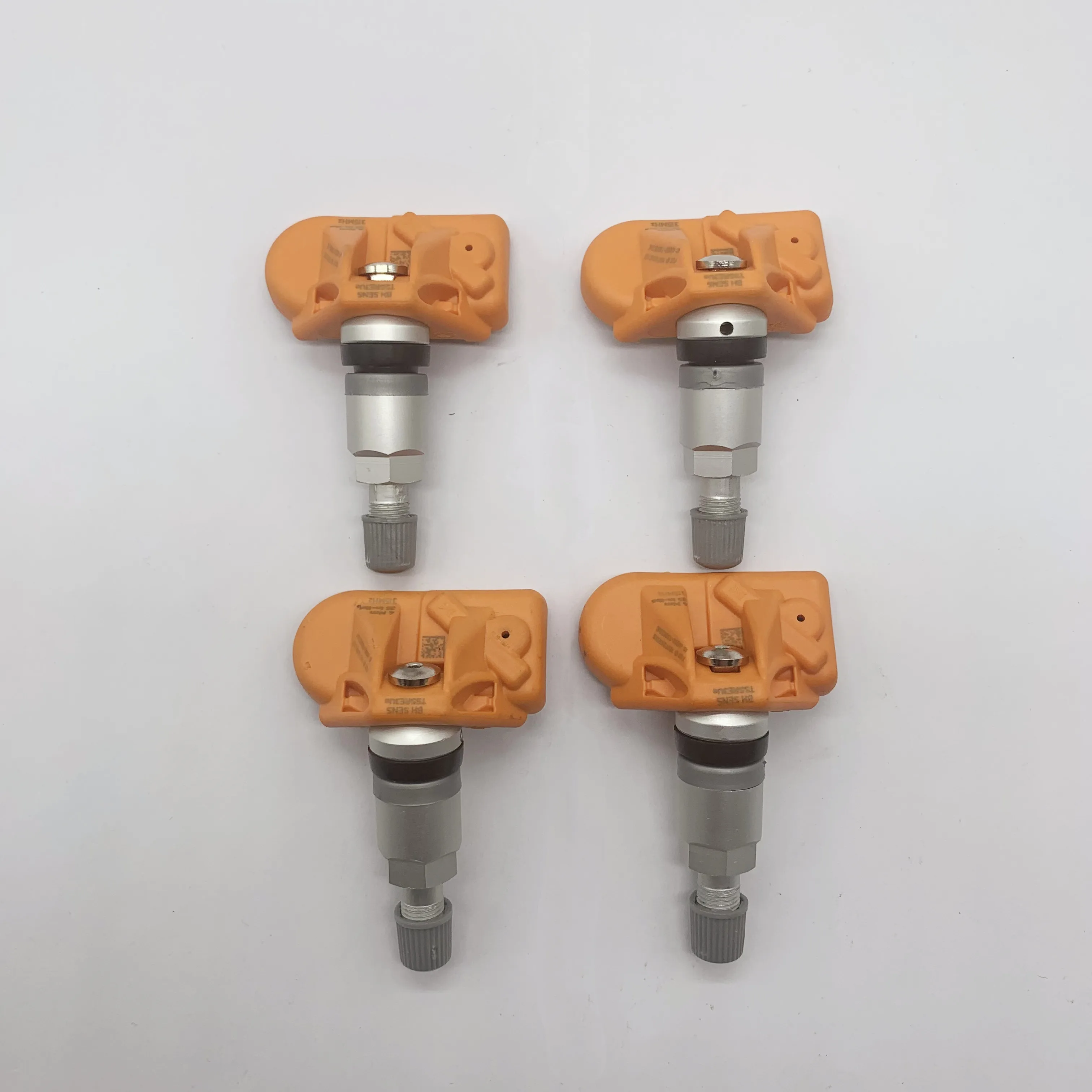 4 Pcs Set 315MHz TPMS Tire Sensor MX Sensor For Audi Q7,Land Rover LR3,Volkswage, Porsche
4 Pcs Set 315MHz TPMS Tire Sensor MX Sensor For Audi Q7,Land Rover LR3,Volkswage, Porsche