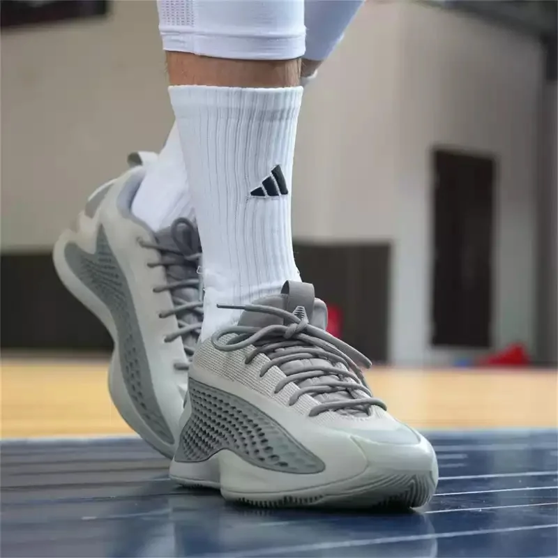 Adidas genuine basketball shoes collaboration model men's shoes casual shoes lightweight and shock-absorbing JS1775
Adidas genuine basketball shoes collaboration model men's shoes casual shoes lightweight and shock-absorbing JS1775