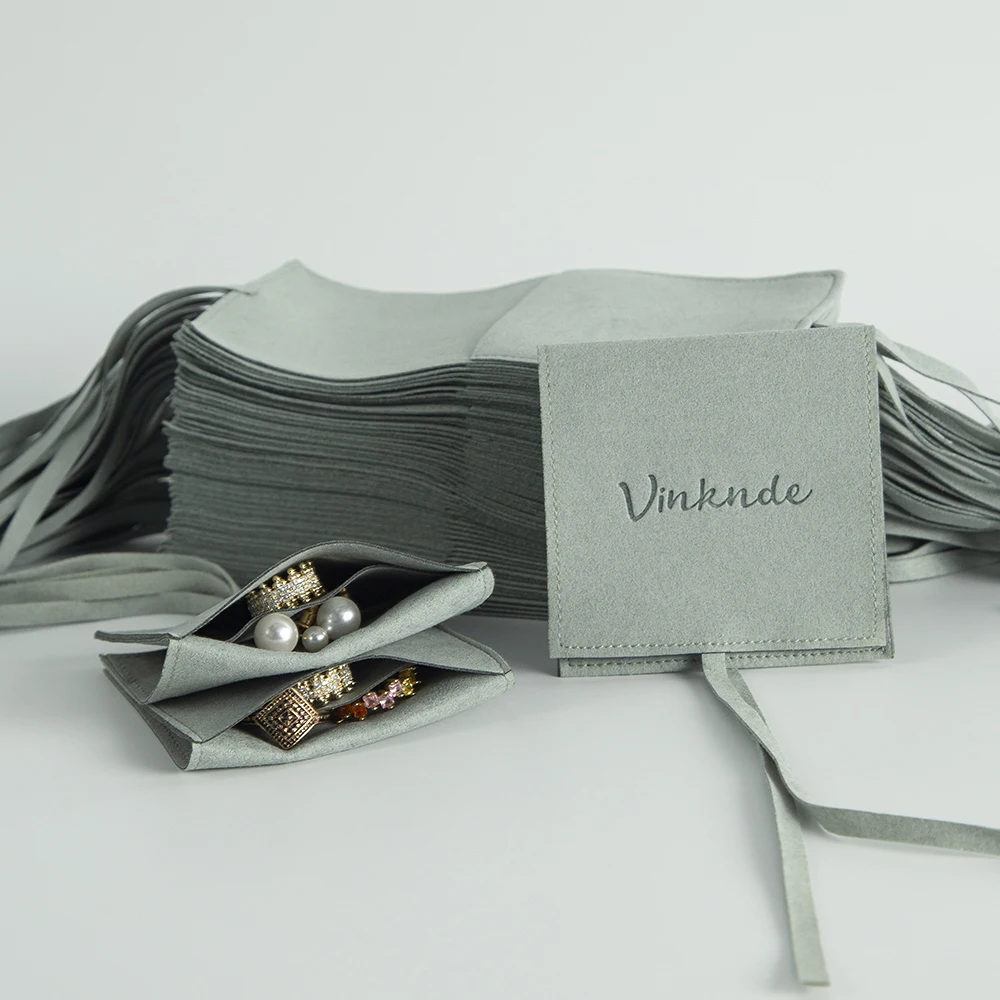 100pcs Custom Logo Microfiber Jewelry Gift Bags for Wedding Party Candy Favor Envelope Pouch with compartmentone Suede Dust Bag
100pcs Custom Logo Microfiber Jewelry Gift Bags for Wedding Party Candy Favor Envelope Pouch with compartmentone Suede Dust Bag
