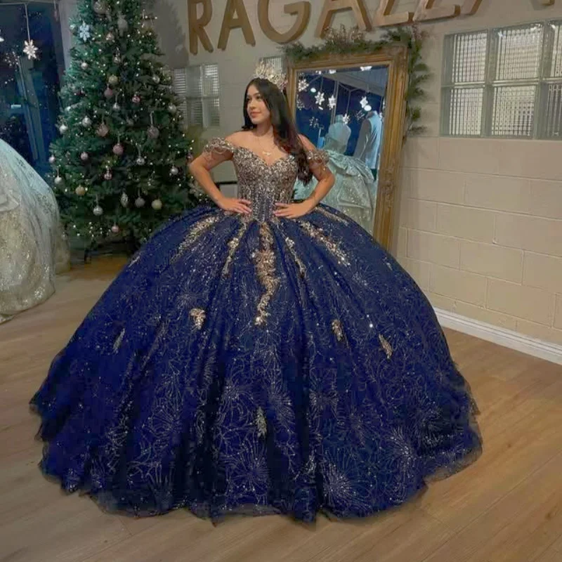 Shiny dark blue Quinceanera Dress off-shoulder Lace crystal glitter decal Long tail vestidos de 15 Quinceanera Customize
Shiny dark blue Quinceanera Dress off-shoulder Lace crystal glitter decal Long tail vestidos de 15 Quinceanera Customize