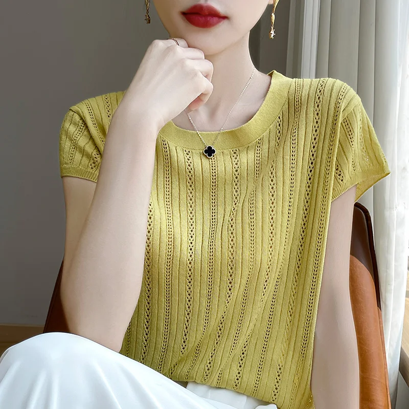 Women's Summer Round Neck Solid Color Imitation Wool Short Sleeved Loose And Elegant Fashionable Hollow Out Knitted T-Shirt Top
Women's Summer Round Neck Solid Color Imitation Wool Short Sleeved Loose And Elegant Fashionable Hollow Out Knitted T-Shirt Top