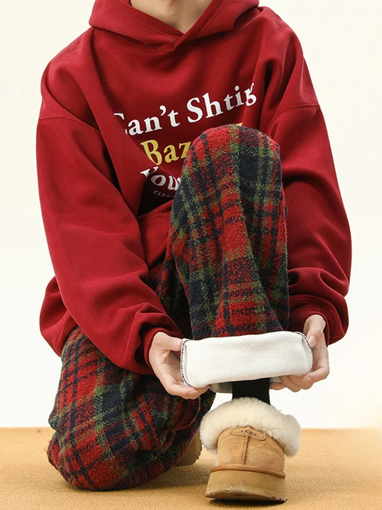 Мужские теплые повседневные брюки в клетку на флисовой подкладке, зимние, новые, свободные, прямые, широкие, модные, для молодежи...
Мужские теплые повседневные брюки в клетку на флисовой подкладке, зимние, новые, свободные, прямые, широкие, модные, для молодежи...