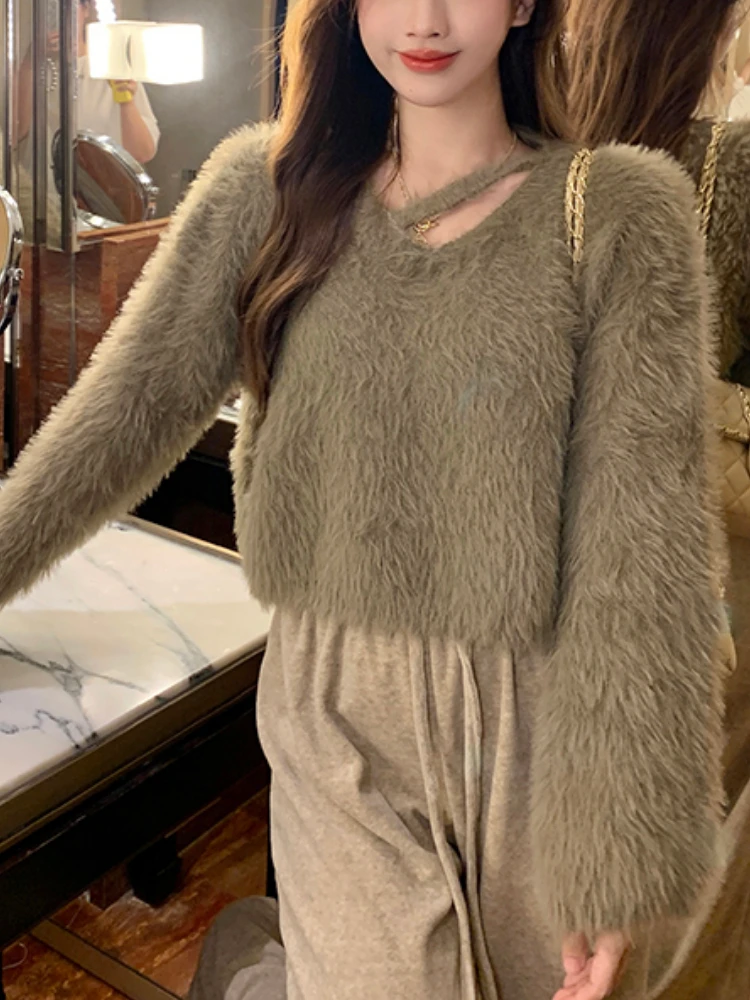 Korean Fashion Knitted Sweaters Women Winter Loose Chic Elegant Sweater Female Long Sleeve Casual Solid Warm Pullover 2022 New
Korean Fashion Knitted Sweaters Women Winter Loose Chic Elegant Sweater Female Long Sleeve Casual Solid Warm Pullover 2022 New