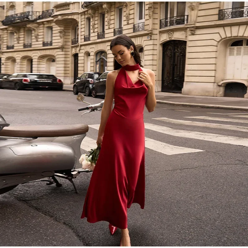 Sexy Back Pearl Straps Women' s Dress Elegant Slim Halter Sleeveless Dressess Female 2025 Summer Fashion Party Lady Evening Gown
Sexy Back Pearl Straps Women' s Dress Elegant Slim Halter Sleeveless Dressess Female 2025 Summer Fashion Party Lady Evening Gown