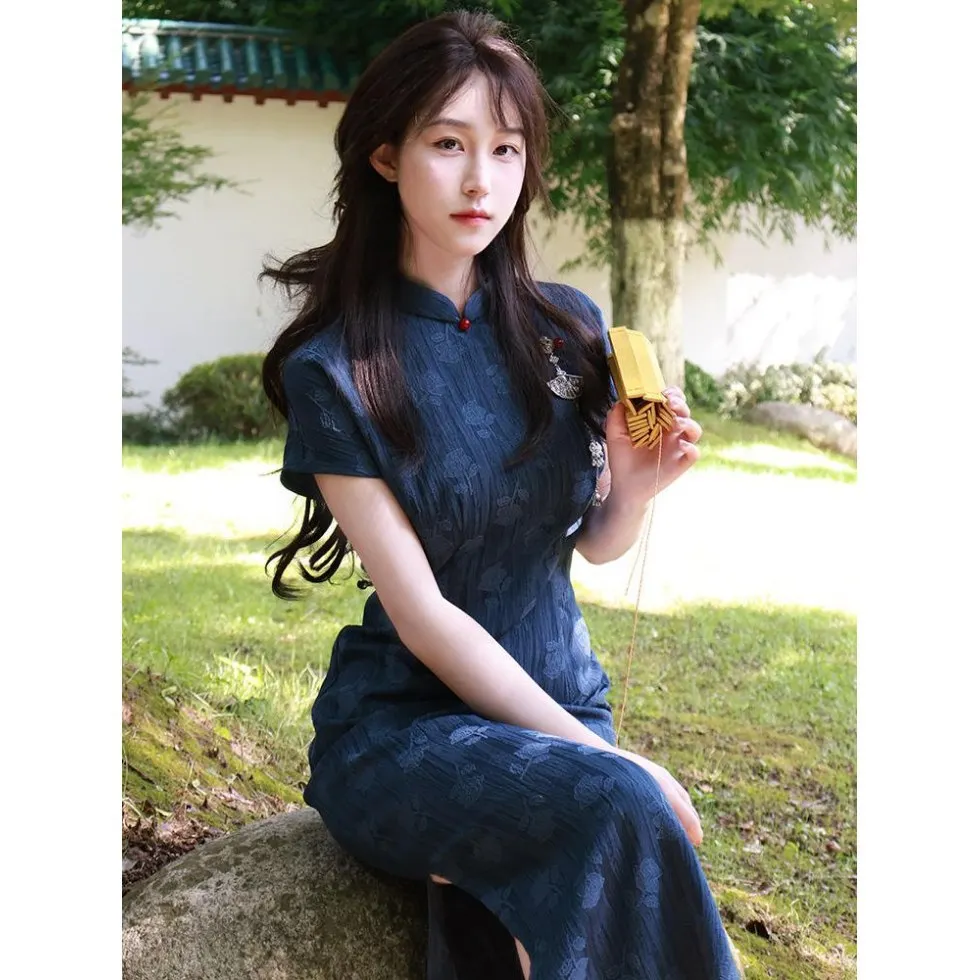 Summer Traditional Chinese Style Cheongsam Young Girls Retro Blue Jacquard Qipao Daily Wear Dress Women CH-068
Summer Traditional Chinese Style Cheongsam Young Girls Retro Blue Jacquard Qipao Daily Wear Dress Women CH-068