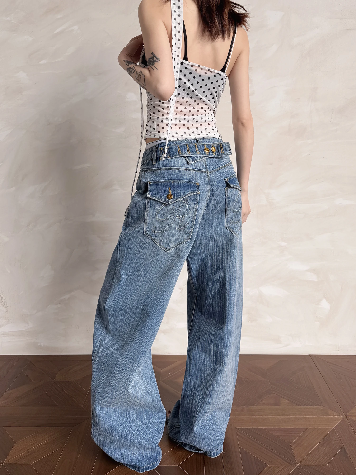 Damon Island Paris Bule Original Design Bamboo Denim Jeans Men Women Waed American Retro Straight Loose Match All
Damon Island Paris Bule Original Design Bamboo Denim Jeans Men Women Waed American Retro Straight Loose Match All