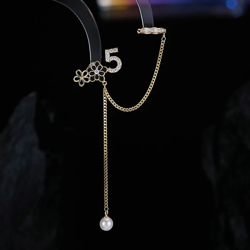 1PC New Fashion Gold Color NO.5 Clip Earrings for Women Simple Charm Fairy Flower Long Tassel Jewelry Gifts
1PC New Fashion Gold Color NO.5 Clip Earrings for Women Simple Charm Fairy Flower Long Tassel Jewelry Gifts