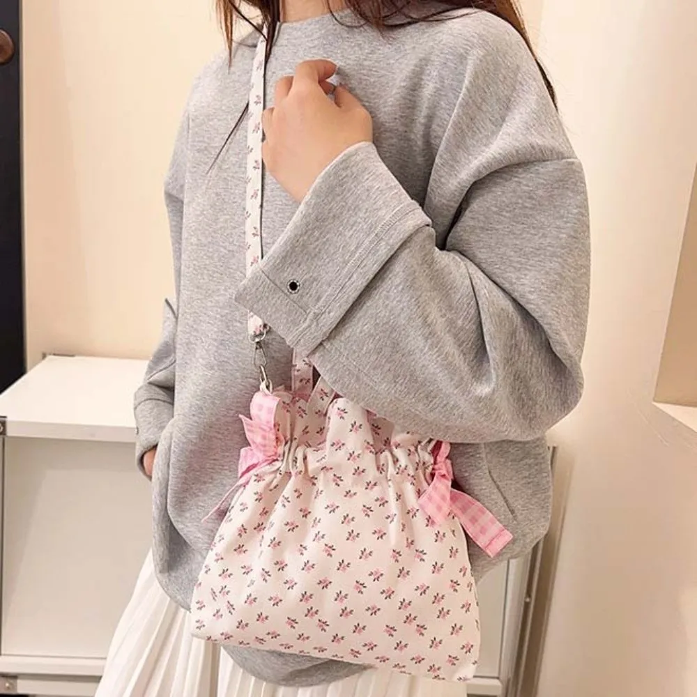 3-in-1 Floral Crossbody Bag Gingham Compact Convertible Small Tote Detachable Soft-touch Pink Bowknot Handbag Dating
3-in-1 Floral Crossbody Bag Gingham Compact Convertible Small Tote Detachable Soft-touch Pink Bowknot Handbag Dating