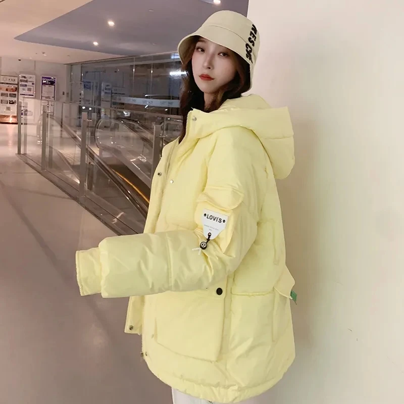 Down Cotton Jacket Women Autumn Winter 2023 New Bread Jackets Short Cotton Coat Fashion Casual Loose Thickened Parkas Womens
Down Cotton Jacket Women Autumn Winter 2023 New Bread Jackets Short Cotton Coat Fashion Casual Loose Thickened Parkas Womens