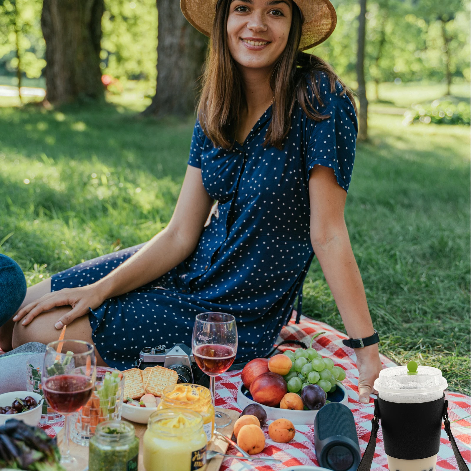 1Pcs Durable Water Cup Sleeve PU Protective Cover for Home Party Wedding Festival Clubs Outdoor Use PU Cup Sleeve
1Pcs Durable Water Cup Sleeve PU Protective Cover for Home Party Wedding Festival Clubs Outdoor Use PU Cup Sleeve