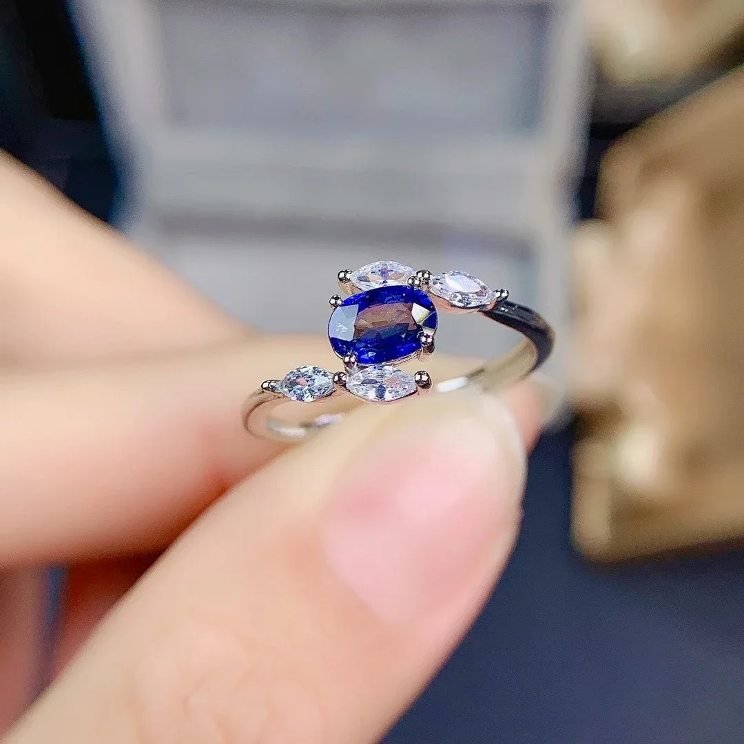 New Exquisite Blue Sapphire Gem Ring for Women Silver Jewelry Real 925 Silver Oval Good Gem Supply Certificate Party Gift
New Exquisite Blue Sapphire Gem Ring for Women Silver Jewelry Real 925 Silver Oval Good Gem Supply Certificate Party Gift