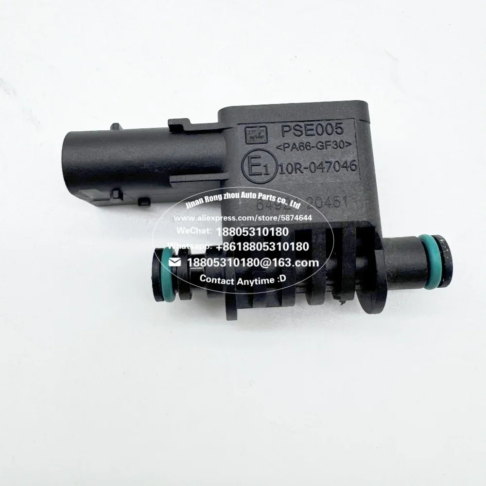 The urea pressure sensor is suitable for Volvo trucks' urea pumps. Part numbers: PSE005, 22209519, 85022215, 22209517
The urea pressure sensor is suitable for Volvo trucks' urea pumps. Part numbers: PSE005, 22209519, 85022215, 22209517