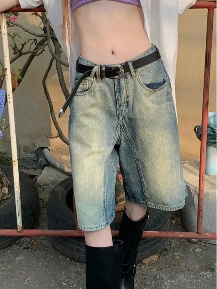 Summer Women Retro Nostalgic Washed Denim Straight Leg Shorts Fashion Street Wear Loose Fitting Women's Versatile Jeans
Summer Women Retro Nostalgic Washed Denim Straight Leg Shorts Fashion Street Wear Loose Fitting Women's Versatile Jeans