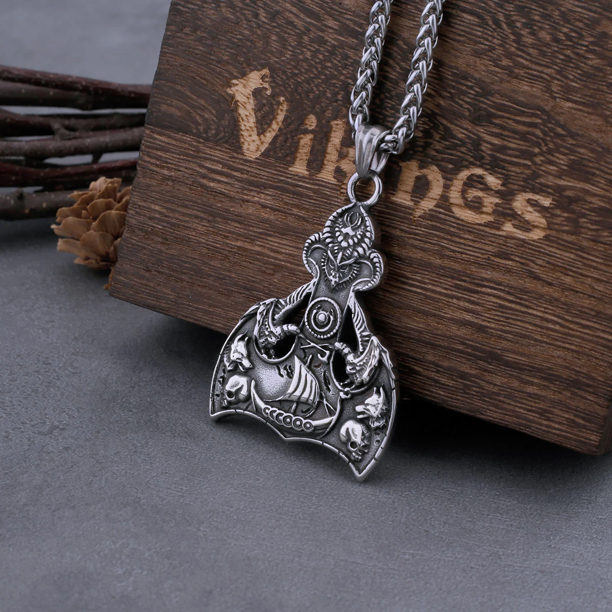 Vintage Viking Wolf and Eagle Viking God Necklace Men's Anchor Style Hip Hop Pendant Stainless Steel Viking Jewelry Gift
Vintage Viking Wolf and Eagle Viking God Necklace Men's Anchor Style Hip Hop Pendant Stainless Steel Viking Jewelry Gift