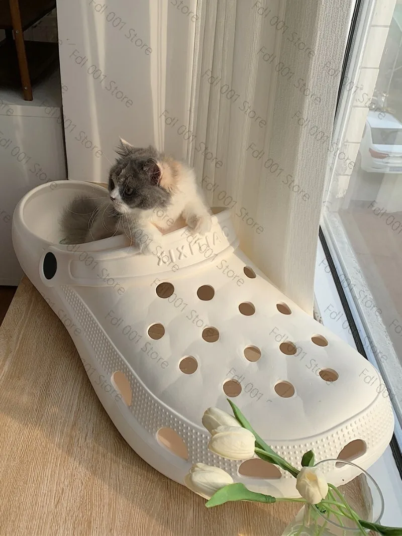 Slipper Crib Oversized Slipper Dog Kennel Toy Props Giant Oversized Crocs Toy Personality
Slipper Crib Oversized Slipper Dog Kennel Toy Props Giant Oversized Crocs Toy Personality