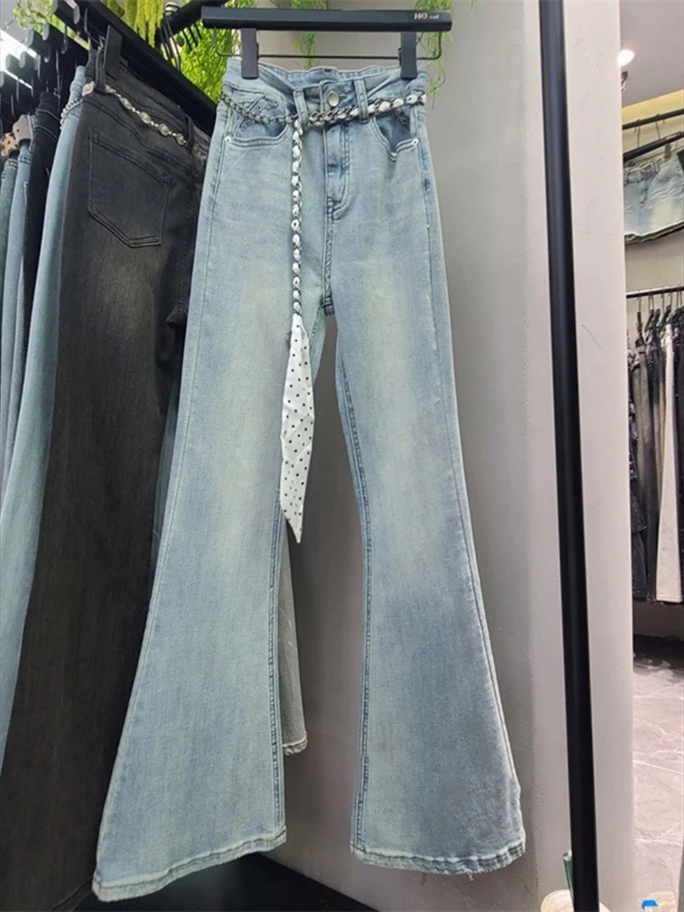 2025 new high waisted slim fit retro flared pants Light blue micro flared jeans for women elastic flared pants
2025 new high waisted slim fit retro flared pants Light blue micro flared jeans for women elastic flared pants