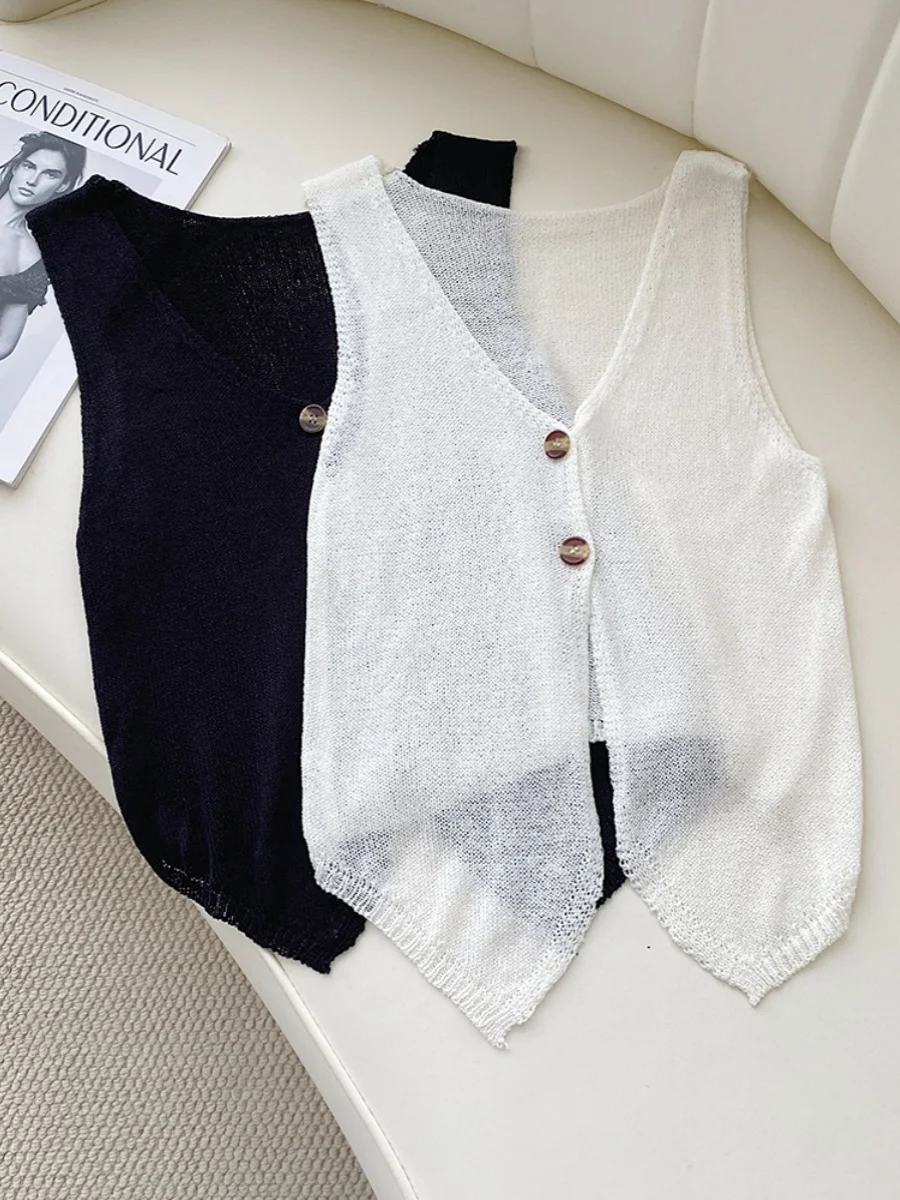 Korean Style Knitted Cardigan Women's Summer New Fashion Slim Fit Versatile Vest Autumn Solid V-neck Single Breasted Short Top
Korean Style Knitted Cardigan Women's Summer New Fashion Slim Fit Versatile Vest Autumn Solid V-neck Single Breasted Short Top