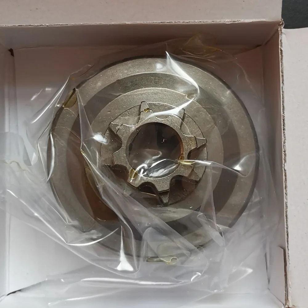 Clutch Sprocket Zenoah G2500 spur sprocket (1/4"X8T) 2841-51110
Clutch Sprocket Zenoah G2500 spur sprocket (1/4"X8T) 2841-51110