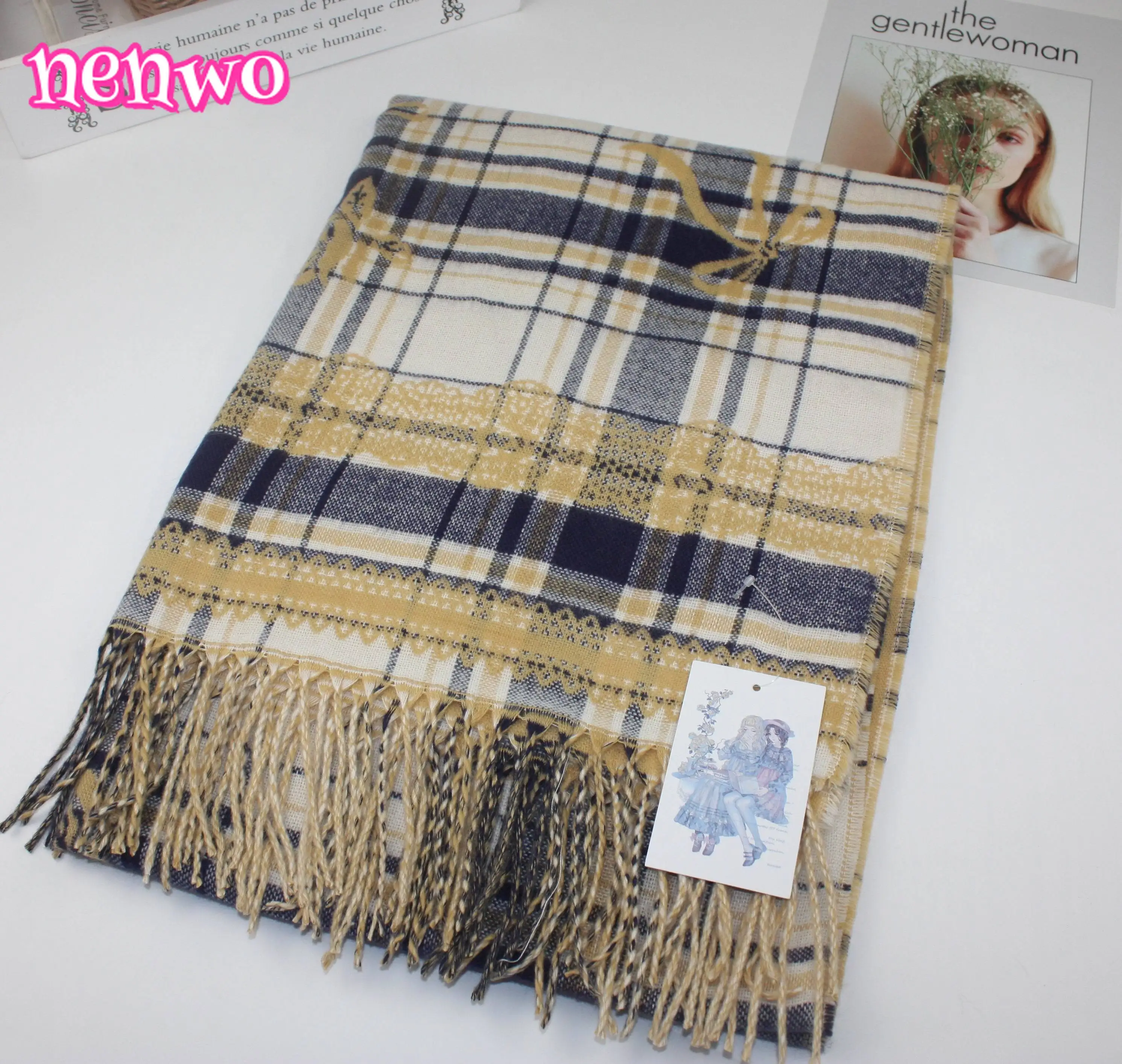 Японский нишевый шарф, осенне-зимний новый клетчатый жаккардовый шарф с милым кроликом в стиле Лолиты, женский теплый двусторонний платок для девочек
Японский нишевый шарф, осенне-зимний новый клетчатый жаккардовый шарф с милым кроликом в стиле Лолиты, женский теплый двусторонний платок для девочек