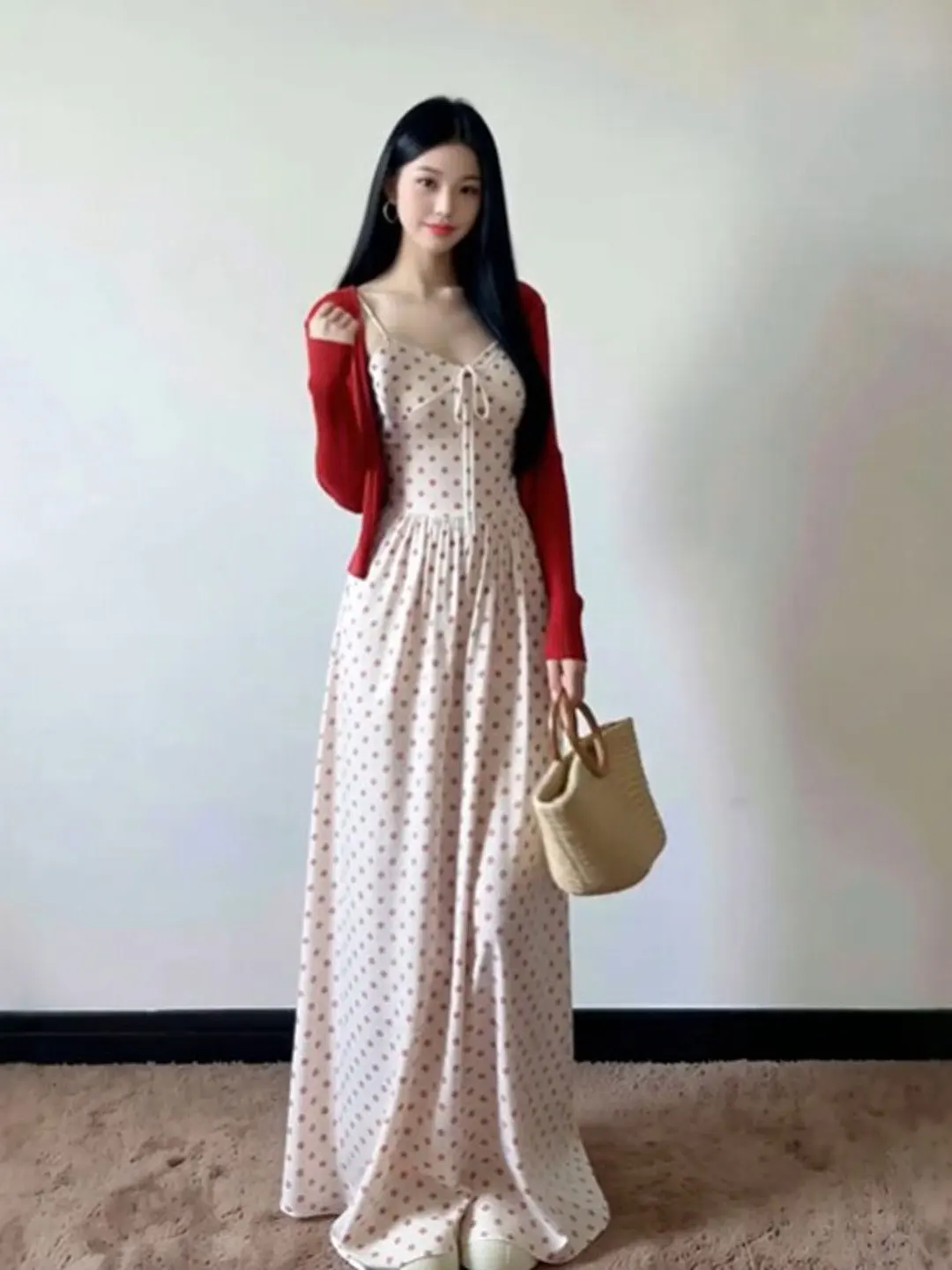 Gentle Wind Beautiful Open Cardigan Dress Two-Piece Set Summer New Style Shoulder-Baring Waist-Cinched Cotton Beach Skirt
Gentle Wind Beautiful Open Cardigan Dress Two-Piece Set Summer New Style Shoulder-Baring Waist-Cinched Cotton Beach Skirt