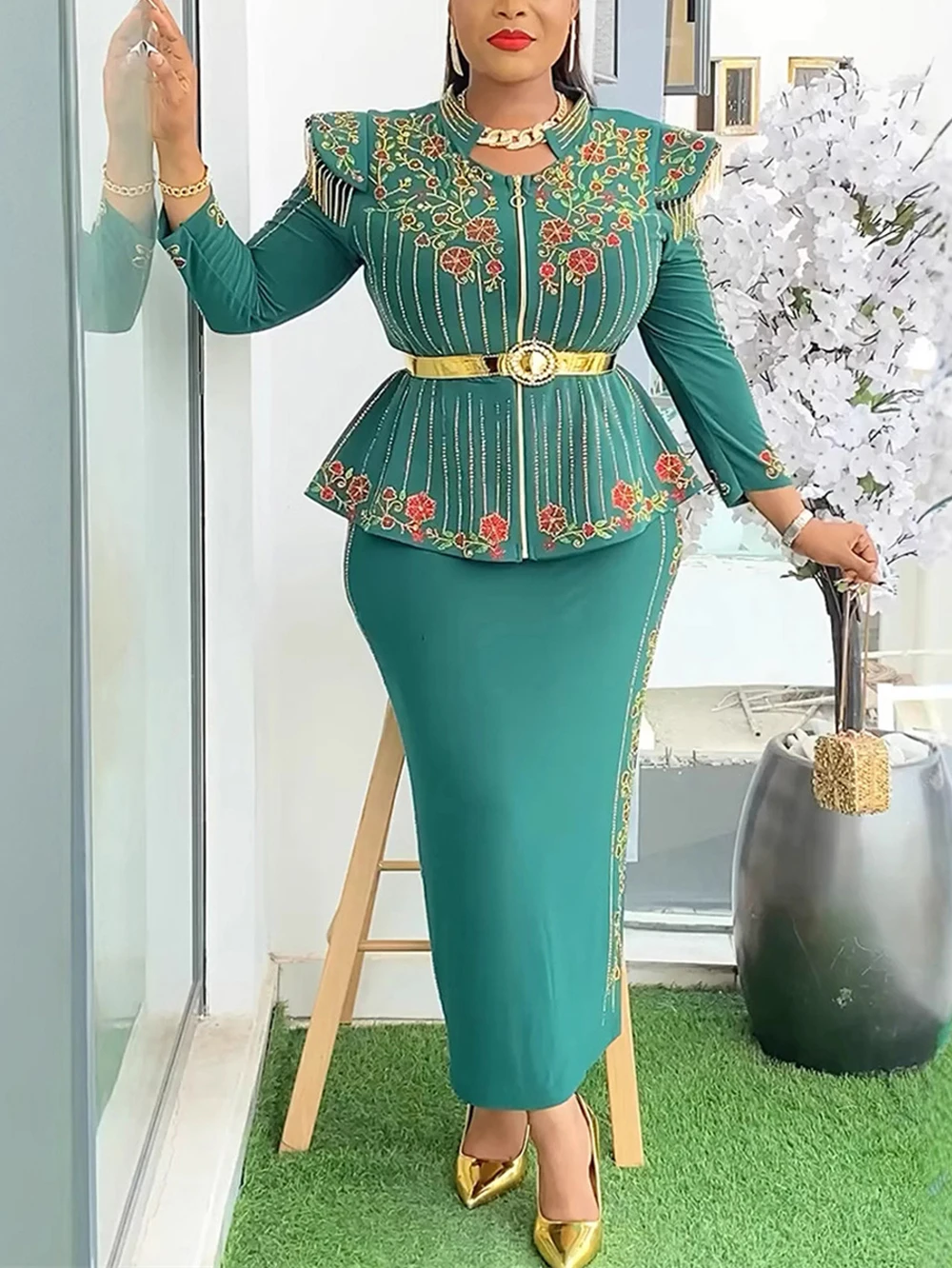 Women African Clothes Wedding Party Evening Dress Long Sleeve Tops And Skirt Suit Plus Size 2 PCS Set Outfit Dubai Turkey Kaftan
Women African Clothes Wedding Party Evening Dress Long Sleeve Tops And Skirt Suit Plus Size 2 PCS Set Outfit Dubai Turkey Kaftan
