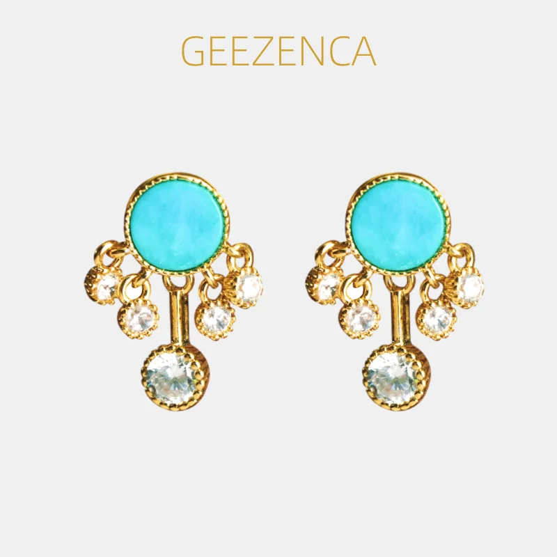 Серьги-гвоздики GEEZENCA из серебра 925 пробы с круглыми бирюзовыми камнями и кубическим цирконием для женщин, позолоченные, модные, эффектные, в подарок
Серьги-гвоздики GEEZENCA из серебра 925 пробы с круглыми бирюзовыми камнями и кубическим цирконием для женщин, позолоченные, модные, эффектные, в подарок