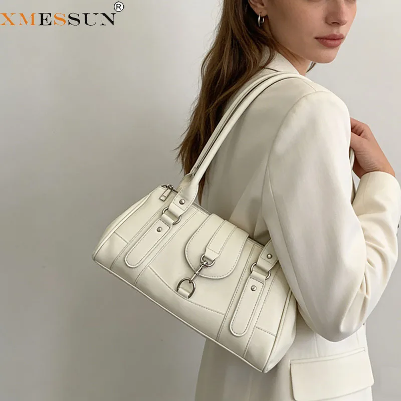 XMESSUN New Trendy Shoulder Underarm Bag for Wpmen Retro Designe Hardware Buckle Bowling Bag Female Motorcycle Style Zipper Bag
XMESSUN New Trendy Shoulder Underarm Bag for Wpmen Retro Designe Hardware Buckle Bowling Bag Female Motorcycle Style Zipper Bag