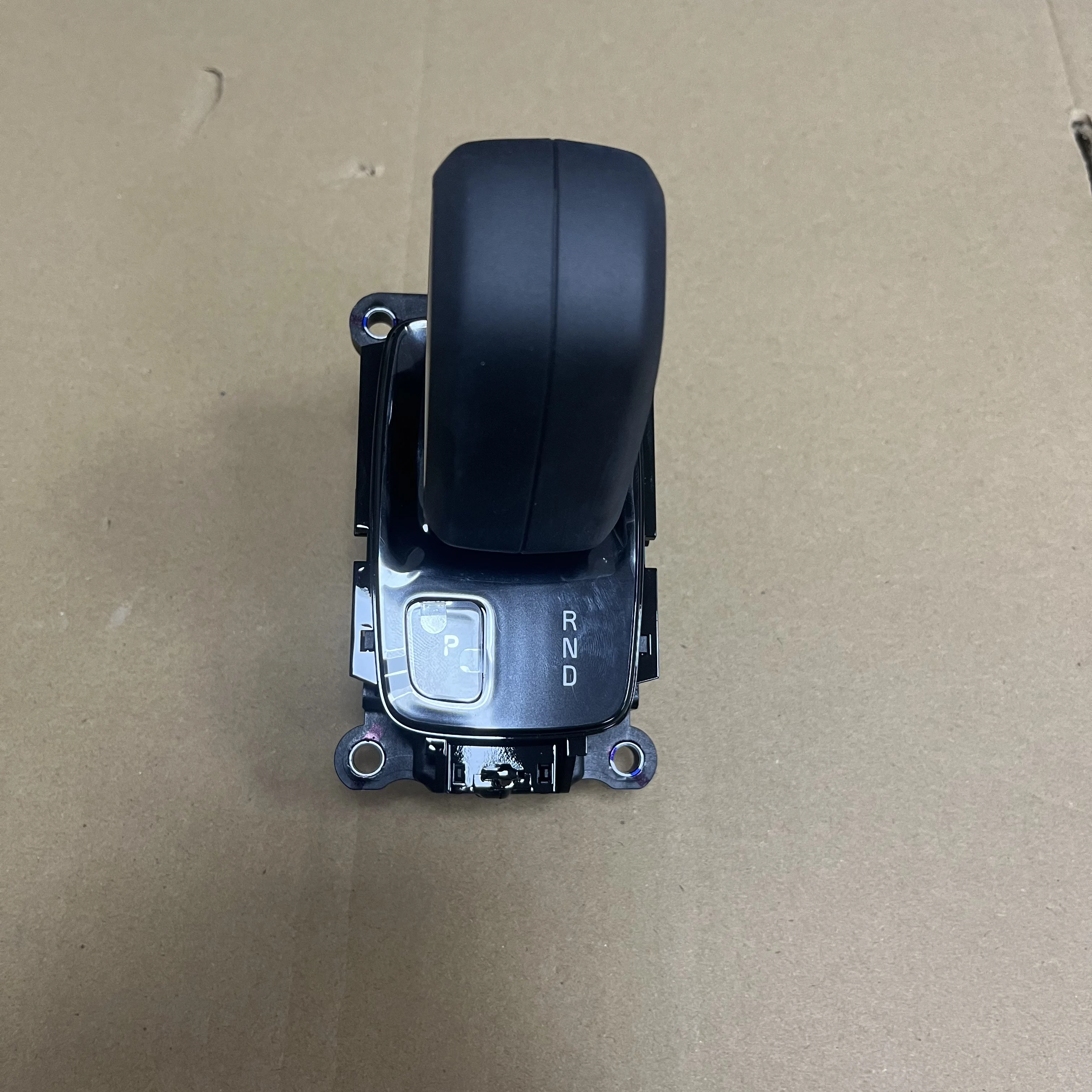 32240931 Механизм переключения передач для Volvo XC60 (18-)/XC90 (16-)/S90 (17-)/S60 (19-)
32240931 Механизм переключения передач для Volvo XC60 (18-)/XC90 (16-)/S90 (17-)/S60 (19-)
