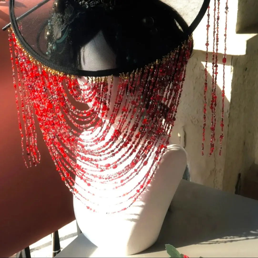 Lost In Vintage Customized Evening Hat Evening Cap Red Hats Glitter Crystal Tassels Agate Beaded Ball Party HeadAccessories
Lost In Vintage Customized Evening Hat Evening Cap Red Hats Glitter Crystal Tassels Agate Beaded Ball Party HeadAccessories