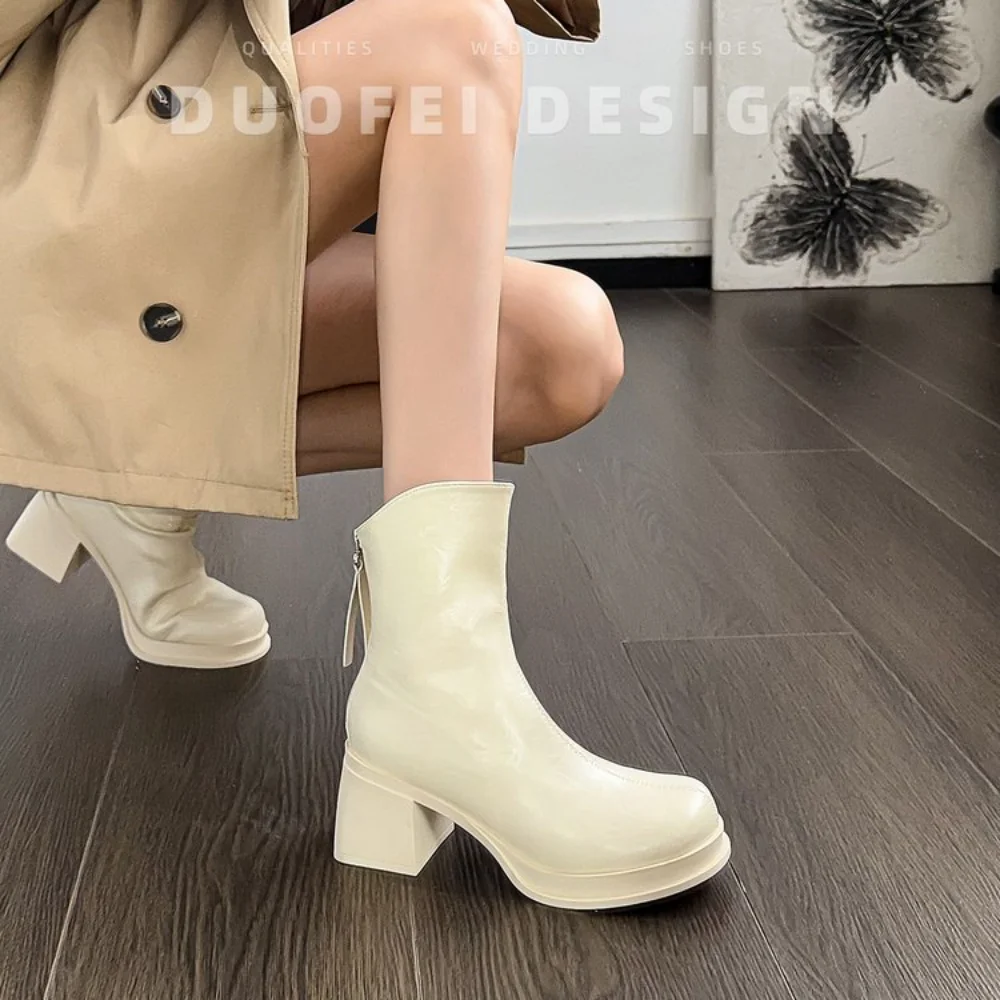Women's White Buckle Platform Knee High Boots, Chunky Heel Shoes, Comfortable Footwear for Fall Winter Wear
Women's White Buckle Platform Knee High Boots, Chunky Heel Shoes, Comfortable Footwear for Fall Winter Wear