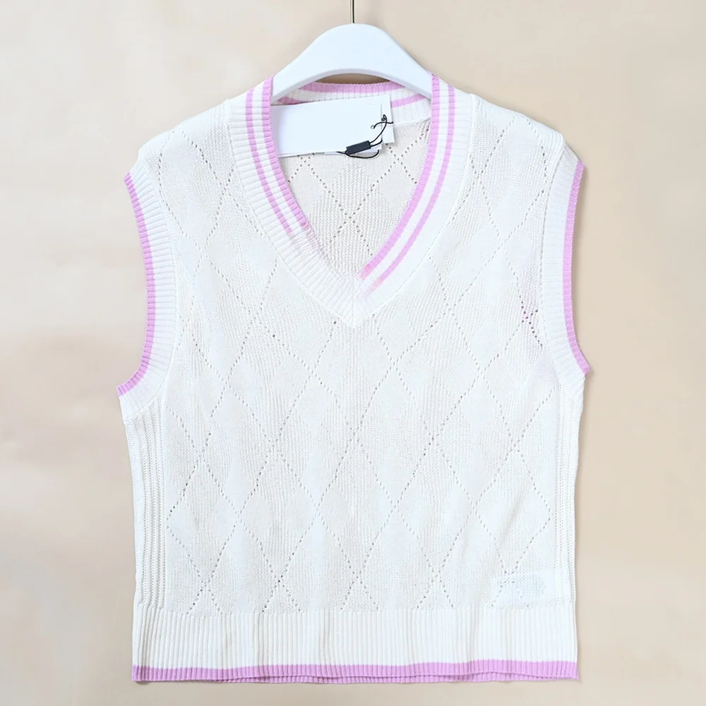 Slim Fit Ladies Summer New Style Thin Hollow Color Block V Neck Diamond Pattern Sleeveless Knitted Vest Fashionable And Elegant
Slim Fit Ladies Summer New Style Thin Hollow Color Block V Neck Diamond Pattern Sleeveless Knitted Vest Fashionable And Elegant