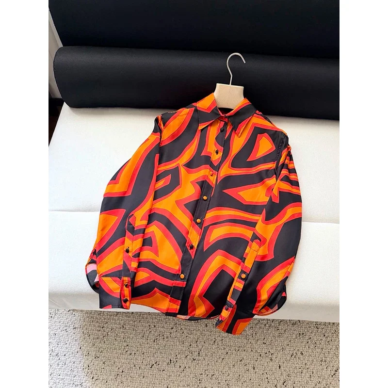 Spring Summer Fashion Vintage Geometric Print Silk Casual Blouses Women's Turn-down Collar Single Breasted Long Sleeve Shirt
Spring Summer Fashion Vintage Geometric Print Silk Casual Blouses Women's Turn-down Collar Single Breasted Long Sleeve Shirt