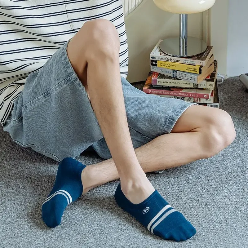 Men's Socks Summer Cotton Socks Conventional Thickness Shallow Mouth Simple Solid Color Sport Basketball Low Tube Stockings Man
Men's Socks Summer Cotton Socks Conventional Thickness Shallow Mouth Simple Solid Color Sport Basketball Low Tube Stockings Man