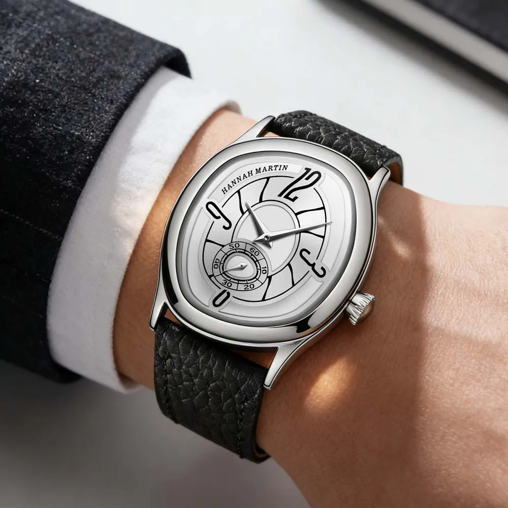 Hannah Martin Men's Quartz Watch Unique Dial Vintage Artistic Stylish Men's Wristwatch Leather Strap relogio masculino
Hannah Martin Men's Quartz Watch Unique Dial Vintage Artistic Stylish Men's Wristwatch Leather Strap relogio masculino