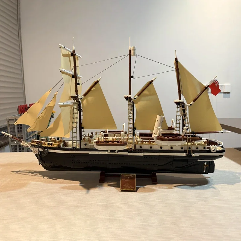 3011Pcs New Icons Fit 10335 The Endurance Ship Model Building Blocks Kit Legendary Ship Bricks Toy for Kids Adult Birthday Gifts 
3011Pcs New Icons Fit 10335 The Endurance Ship Model Building Blocks Kit Legendary Ship Bricks Toy for Kids Adult Birthday Gifts