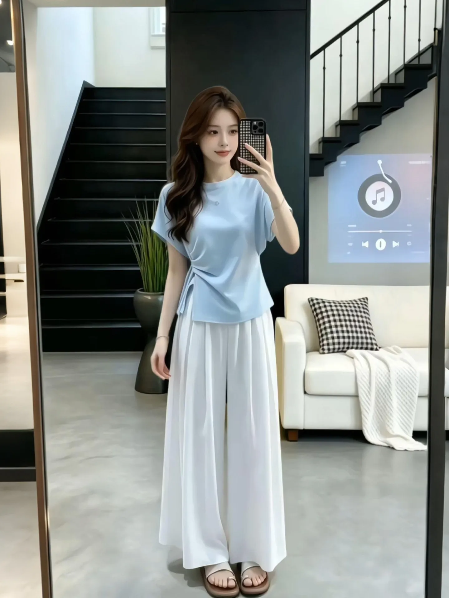2026 Summer Fashion Casual Commute Workwear Women's Two-Piece Set Versatile Breathable Short Sleeve T-Shirt And High Waist Pants
2026 Summer Fashion Casual Commute Workwear Women's Two-Piece Set Versatile Breathable Short Sleeve T-Shirt And High Waist Pants