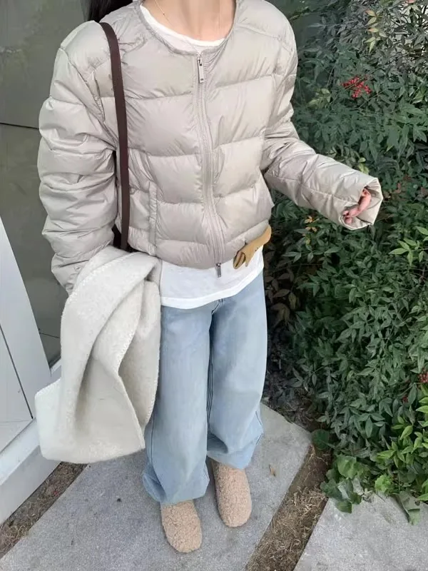 Универсальная женская хлопковая куртка в корейском стиле с двойной молнией, утепленная, прямого кроя, для повседневной носки, зимняя мода
Универсальная женская хлопковая куртка в корейском стиле с двойной молнией, утепленная, прямого кроя, для повседневной носки, зимняя мода