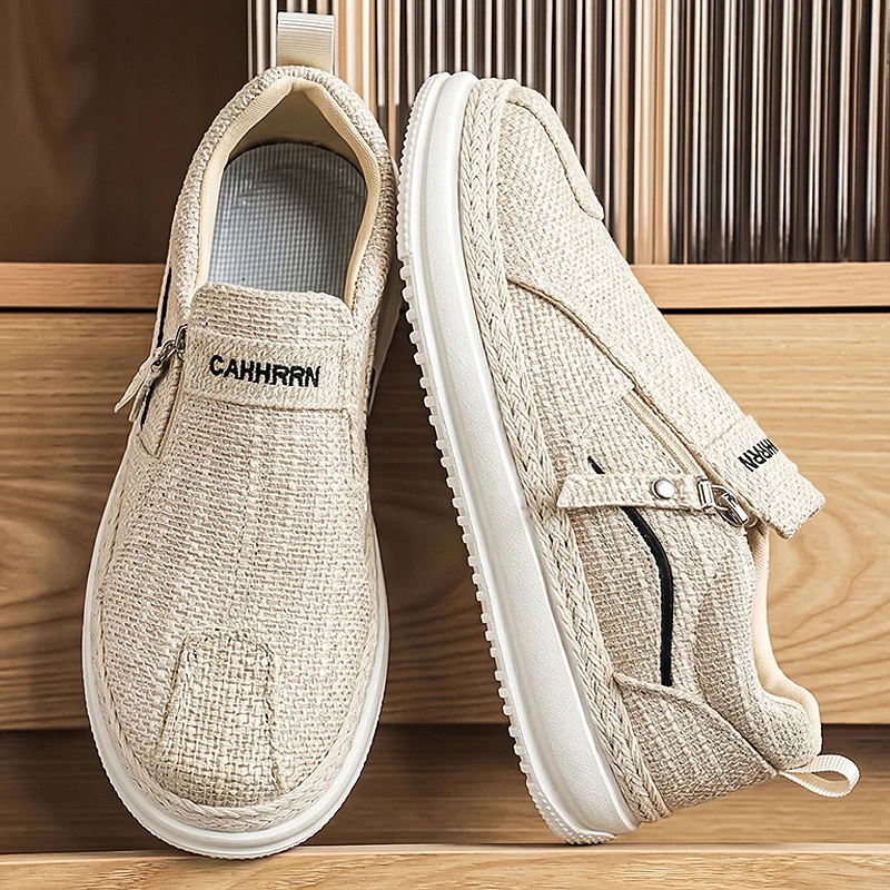 Vintage Low Top Men Casual Sneakers Summer Breathable Lining Durable Anti Slip Outsole Trend Street Matching Walking Commute
Vintage Low Top Men Casual Sneakers Summer Breathable Lining Durable Anti Slip Outsole Trend Street Matching Walking Commute