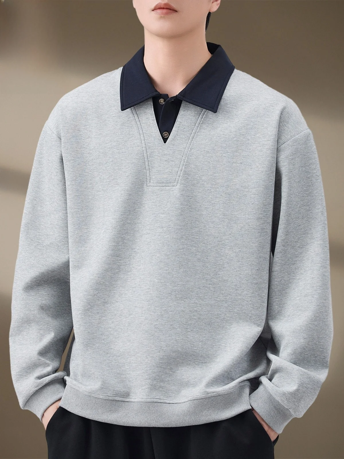 Мужская повседневная толстовка с длинным рукавом, свободного кроя, имитация двухслойности, новинка весны, из смесового хлопка и полиэстера, не мнется
Мужская повседневная толстовка с длинным рукавом, свободного кроя, имитация двухслойности, новинка весны, из смесового хлопка и полиэстера, не мнется