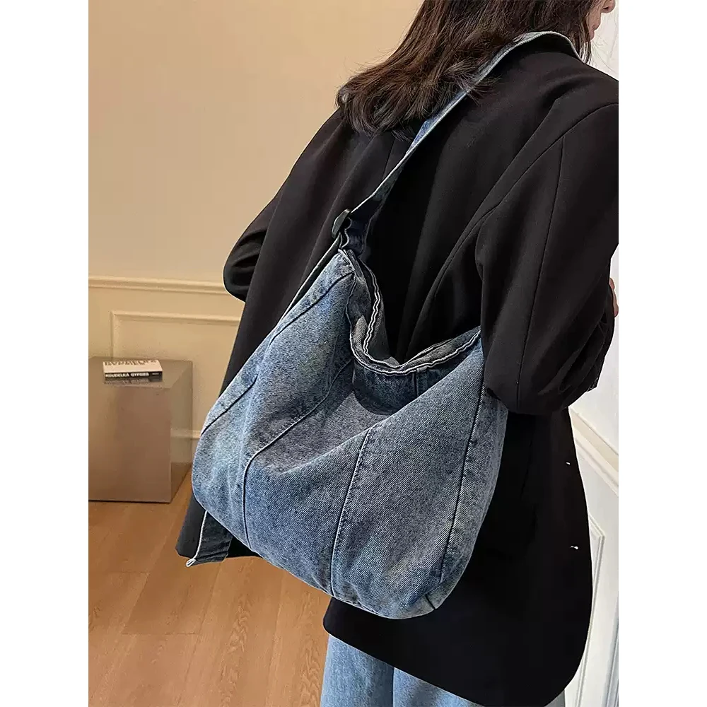 2025 New Tote Bag Women's Fashion Denim Solid Color Soft Large Capacity Single Shoulder Bags Versatile Working Commute Packs
2025 New Tote Bag Women's Fashion Denim Solid Color Soft Large Capacity Single Shoulder Bags Versatile Working Commute Packs