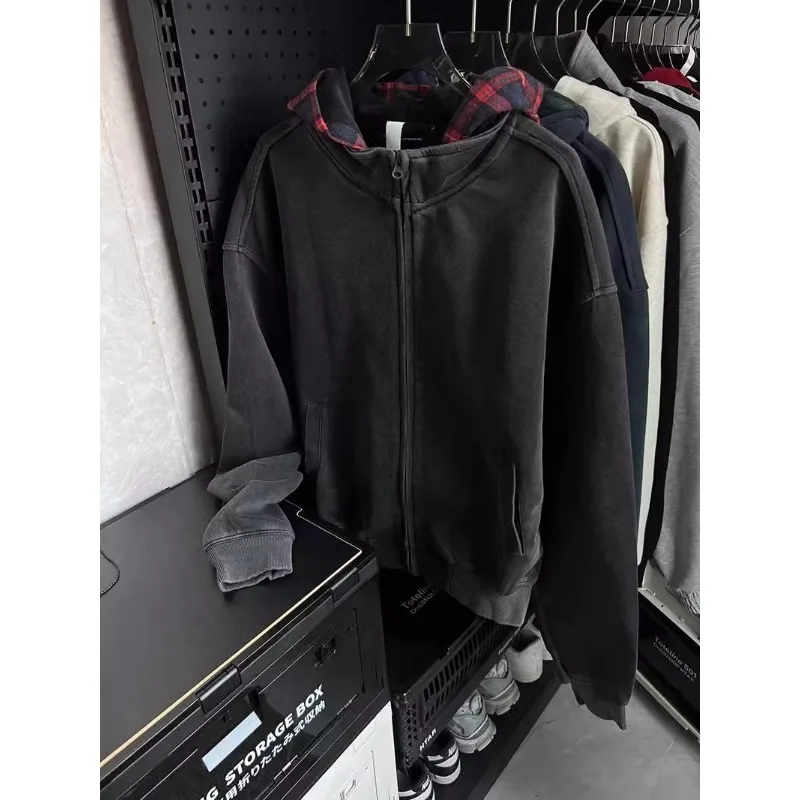 Осенне-зимняя мужская толстовка большого размера в клетку с пэчворком, имитация двухслойного кардигана, уличный стиль Cleanfit, куртка Street Sle
Осенне-зимняя мужская толстовка большого размера в клетку с пэчворком, имитация двухслойного кардигана, уличный стиль Cleanfit, куртка Street Sle