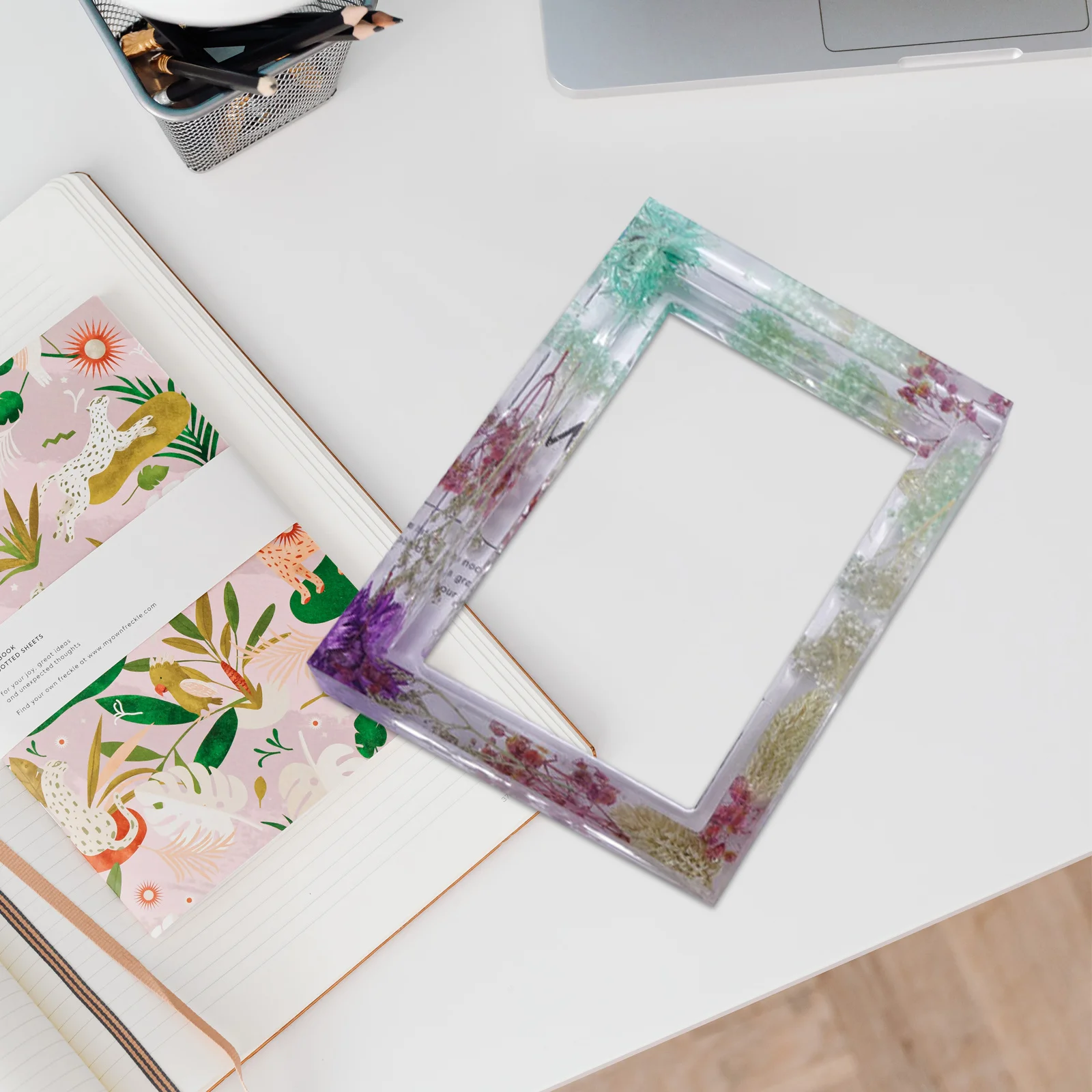 Silicone Photo Frame Mold Rectangular Epoxy Casting Molds for DIY Resin Art and Personalized Gifts Photo Frame Mold
Silicone Photo Frame Mold Rectangular Epoxy Casting Molds for DIY Resin Art and Personalized Gifts Photo Frame Mold