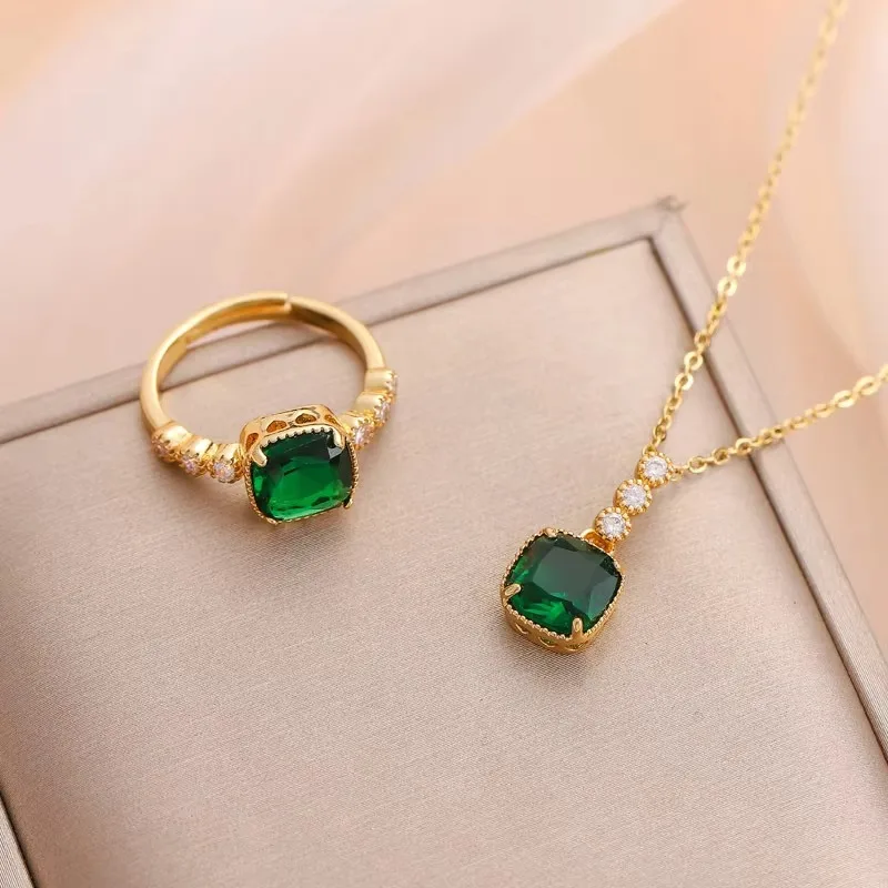 Exquisite Hot Sales Stainless Steel Gold Plated Emerald Ring Necklace Set for Women Wedding Party Jewelry
Exquisite Hot Sales Stainless Steel Gold Plated Emerald Ring Necklace Set for Women Wedding Party Jewelry